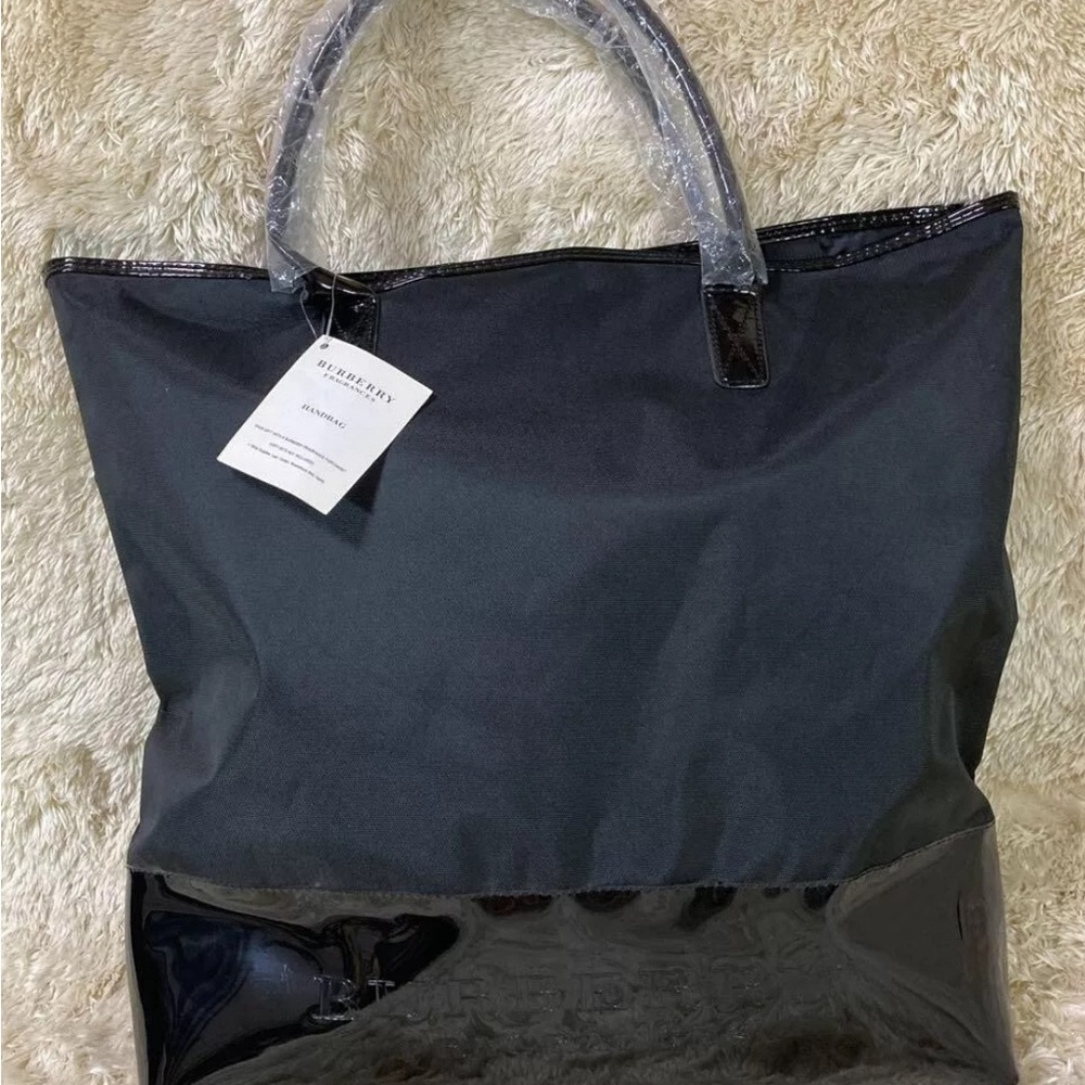 BURBERRY Nylon x Enamel Tote bag Black